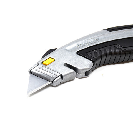 CUCHILLO BIMATERIAL CON HOJA RETRÁCTIL