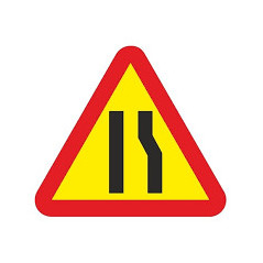 SEÑAL SERIGRAFIADA EN BOLSA DE PLASTICO DE ESTRECHAMIENTO DE LA CALZADA POR LA DERECHA