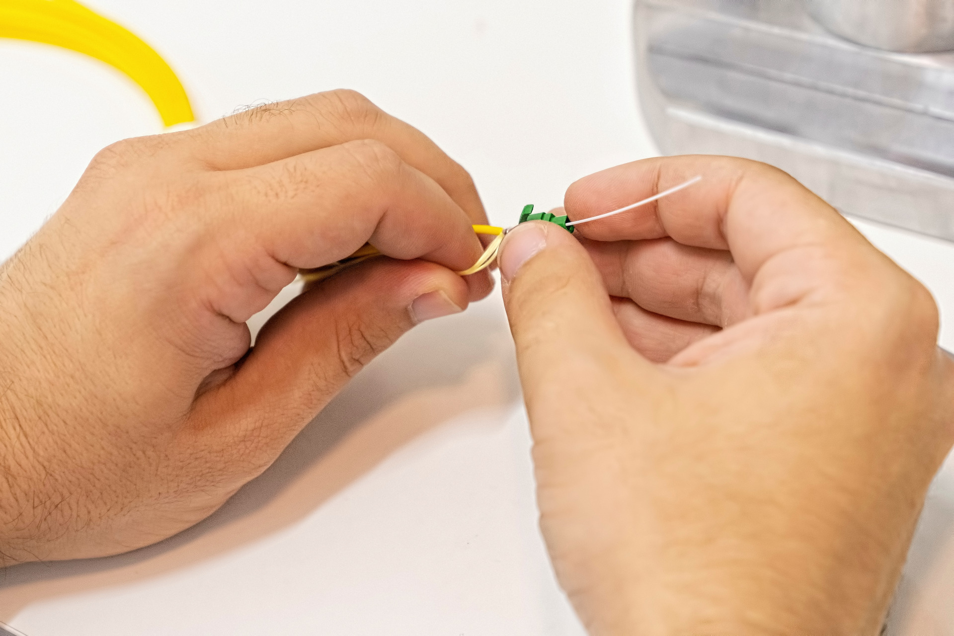 FABRICACION DE LATIGUILLOS , PIGTAILS Y ACOMETIDAS